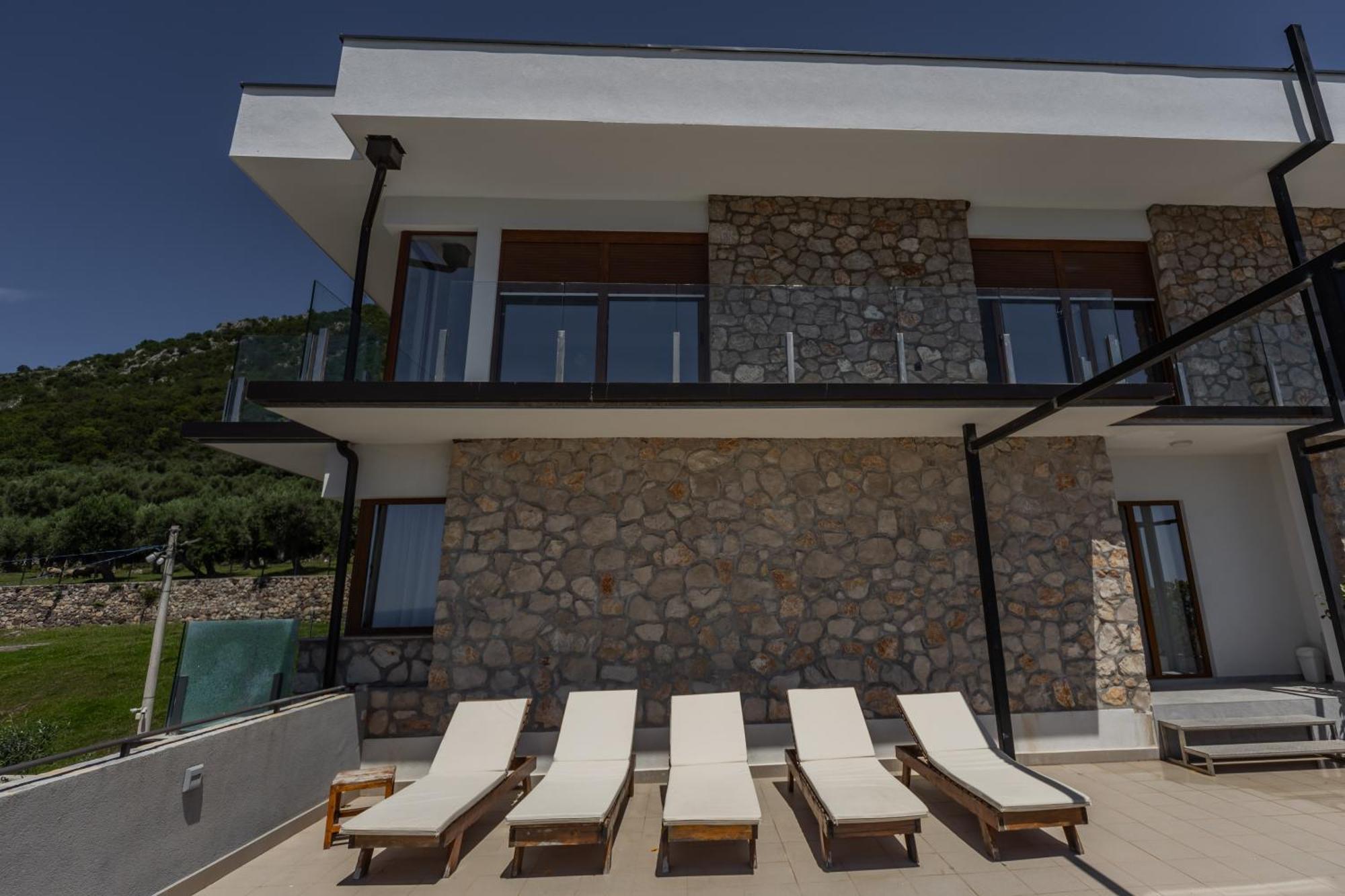 Apart & Spa Beganovic Dobra Voda Buitenkant foto