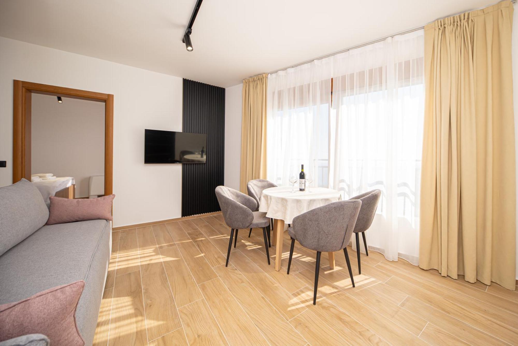 Apart & Spa Beganovic Dobra Voda Buitenkant foto
